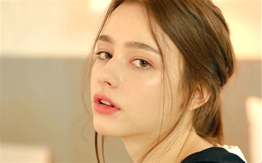 在家也能练出好身材？俄罗斯模特Dasha教你无器械高效燃脂