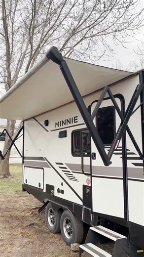 2022 WINNEBAGO MINNIE CAMPER For Sale