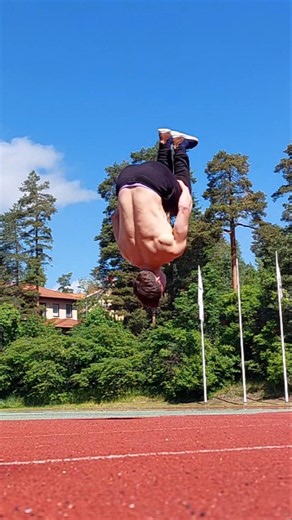 Pushup backflip burpees are so intense