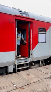 Charbagh railway station Luckniw #Lucknow #charbagh #railwaystation #train #lucknowcity | Lucknow places