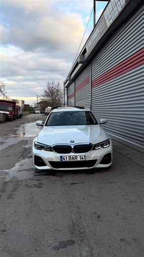 Exploring the BMW G20 Model