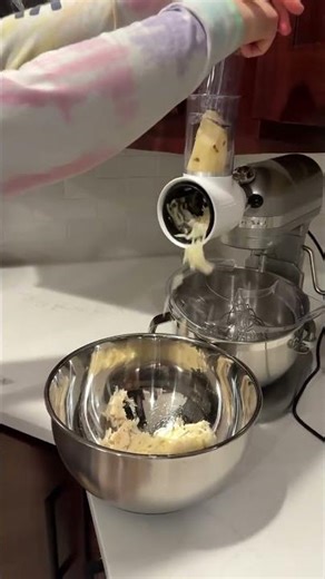 Kitchen aid shredder attachement #kitchenaidshredder #cheeseshredder #kitchenaidattachment