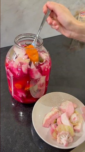 How To Make Colorful Pickled Veggies At Home