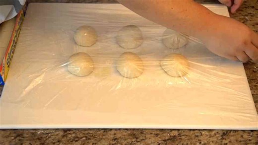 Delicious pita bread recipe - homemade naan bread easy!