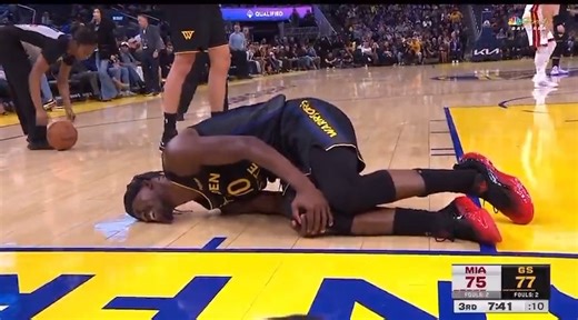[受傷畫面] Jimmy Butler 在主場迎戰Miami Heat 的球賽第三節中段在嘗試接球時，狀似右膝受傷倒地，隨即退場。 Butler 將在明天接受MRI檢查，暫時未知確實傷勢及復出日程。 - Stephen Curry 賽後受訪時表示Butler 倒在地上時仍在開玩笑，說那應該算兩球罰球。 - Golden State Warriors 在主場終以135-112贏Heat，連勝四場，近7場6勝。 - [更新] 據報Jimmy Butler 右膝ACL撕裂 (torn right ACL)，將缺席餘下賽季。 - 來源：NBA、Basketball Reference、957thegame、Shams Charania、ESPN | 極力誌籃球 Clutch