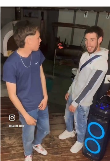 Del estudio pal case challenge con @єŁє a¢нє 🔥🐦‍🔥🇺🇾 #musica #uruguay #trap #rap #artistaemergente #urbano #freestylemania #artistaindependiente