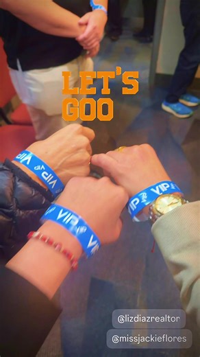 ✨ Great networking event tonight! ✨ Conectando, aprendiendo y rodeada de pura buena energía. Estos son los espacios donde las oportunidades nacen. 🤝🔥 ¡Listos para lo que viene! #NetworkingEvent #RealEstateLife #LenderLife #Connections #GrowthMindset