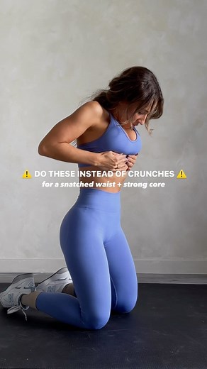 65K views · 107 reactions | Functional core workout for the win… snatch your waist, improve your balance, increase strength and stability. Full follow along workout now up on @dailythrive app  I still like to do crunches for that definition, BUT incorporating these has done wonders for my overall strength and that hourglass look ⏳ we love that | Vicky Justiz | Facebook