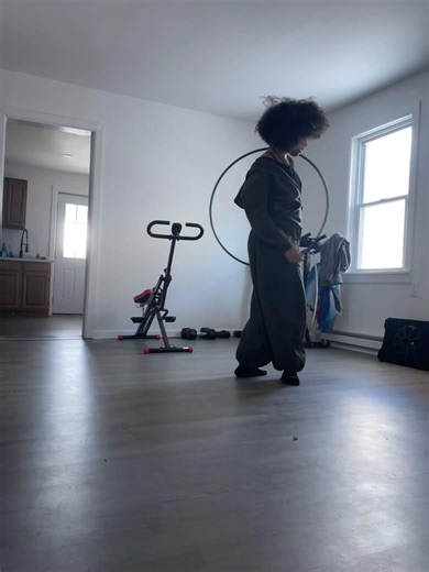 i’m losing ya #flowarts #flow #flowartist #movementismedicine #hoop