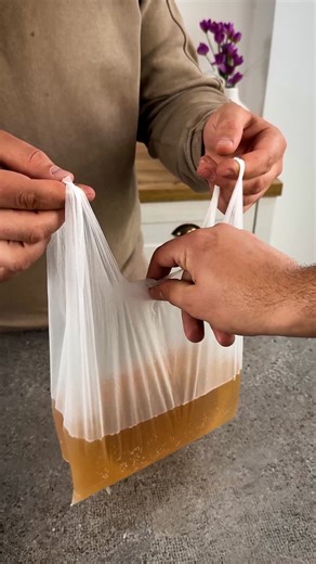 No spill plastic bag knot hack | Magic Hands Creations