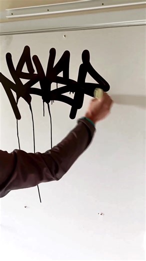 Mastering Dripstick Techniques with Molotow Markers