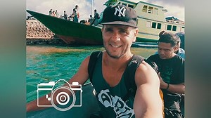 How to VLOG: Complete Beginner's Guide