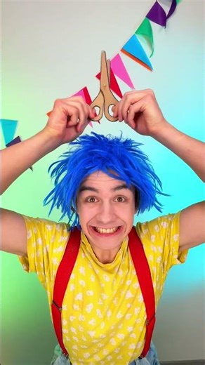 🦸‍♂️ Can we BUILD a MAGIC ESCAPE from UNDERWATER? 🐠✨