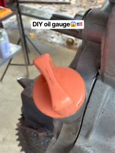 DIY Oil Gauge: The Simple Mechanic's Trick You Need to Know