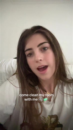 Clean My Room With Me: Tips and Tricks