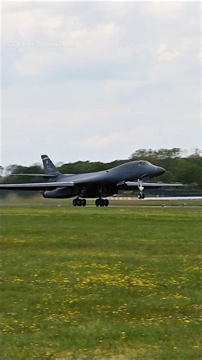 Watch the B-1B Lancer Launch