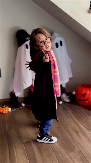 “Expecto Patronum” #spookyfamily #MiFamilia