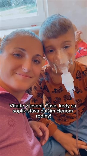 Katka, René a dvaja malí farmári 👦👧 on Instagram: "🍂 Jesenný vibe a s ním aj jesenné sople. 😅 Takto proti nim bojujeme my: 1. Naparovanie a teplý kúpeľ nôh - Keď si dáme nohy do teplej vody, cievy v nohách sa rozšíria a telo sa snaží vyrovnať teplotu, takže sa mierne zníži prekrvenie v oblasti hlavy a nosa. To môže uľaviť od upchatého nosa, tlaku v dutinách a bolesti hlavy. 🤧 2. Rakytník fermentovaný v mede, ako denná dávka vitamínu C je s nami už niekoľko rokov. 🍯 3. Inhalovanie roztoku c