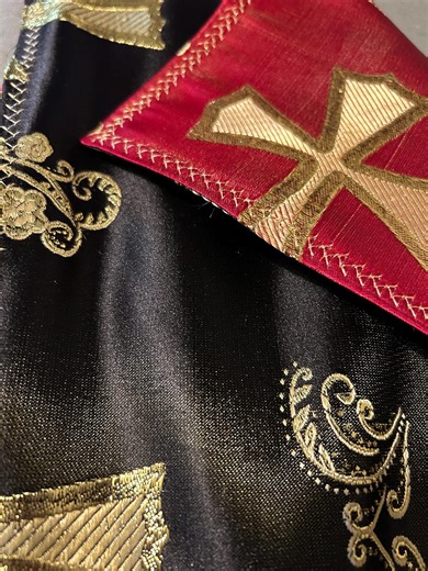 Reversible Altar Cloth: Black, Red, Gold Liturgical Table Runner - Etsy