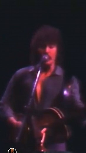 MissMissyPhillly🎼🎹🎸 on Instagram: "FIREFALL Live 1979 “Just Remember I Love You” “Just Remember I Love You” is a song by American rock band Firefall from their album, Luna Sea (1977), with backing vocals by Timothy B. Schmit. It was written by Rick Roberts and released as a single on July 21, 1977. #firefall #justrememberiloveyou #rickroberts #countryrock #1970smusic #70ssongs #70smusic #lovesong #jockbartley #michaelclarke #lovesong #memories #70s"