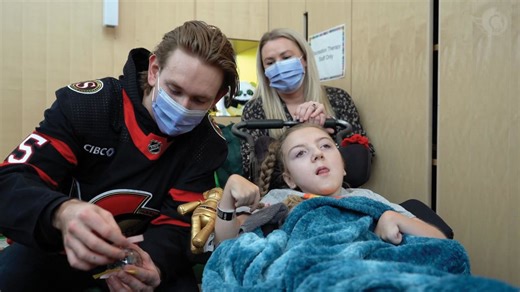 Sens Visit Roger Neilson House