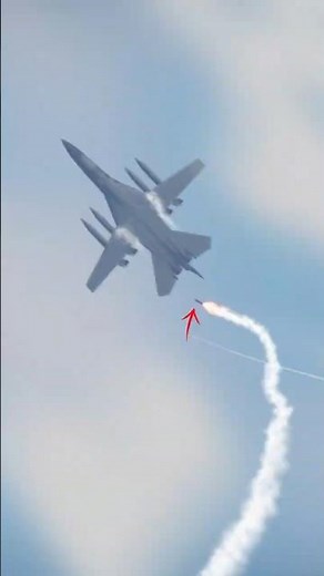 Pilot Loses Full Control While Evading Incoming Missile Midair