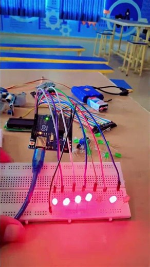 Arduino LED Control Project 💡 | Beginner Arduino Project #shorts