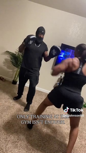 Top Boxing Gloves for Comfort and Performance