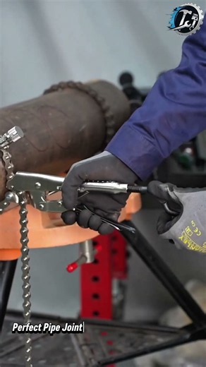 Precision Pipe Alignment Before Welding 🔧🔥 #Pipework #Welding #Engineering
