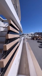 105 reactions | Introducing the Azimut Magellano 66  A masterpiece...