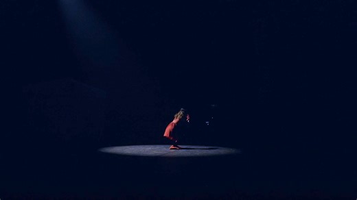 CAYENNE BRINGT TANZ-WELTSENSATION NACH ÖSTERREICH 🇦🇹🩰🕺🏻Jetzt 10% auf alle Tickets sichern 🎟️ Ein spektakulärer Mix aus atemberaubender Akrobatik, zeitgenössischem Tanz und einem Mix aus Oper, Hiphop, Pop und Breakdance: Die Macht von Social Media – ein Märchen ins Hier-und-Jetzt versetzt. 🧙‍♀️ Inspiriert von den Gebrüdern Grimm und Humperdincks gleichnamiger Oper Hänsel & Gretel übersetzen die Flying Steps – als weiteres Meisterwerk nach Flying Bach – die Geschichte spektakulär und faszin