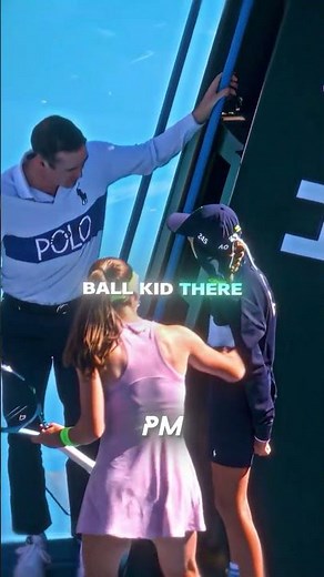 Tennis Player Went To Help Ball Kid Who Fainted❤️ | Zeynep Sönmez