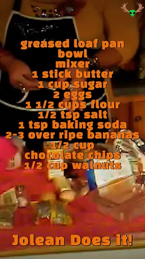 CHOCOLATE WALNUT BANANA BREAD #sketch #comedy #funny #drag #makeup #recipe #chocolate #breadmaking #contentcreator #influencer #shorts #youtube #youtuber #dragqueen PayPal @chadley74 Venmo @Chadley74 ... for donations. THANK YOU :) Alien Moose Studios presents another short reel from the YouTube show 'Jolean Does it!' starring Jolean Thorton. #joleandoesit #joleanthorton In this particular short, Jolean is back in the kitchen, this time making a yummy and easy recipe, CHOCOLATE CHIP WALNUT BANAN