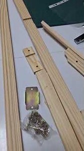 How to assemble Easel stand