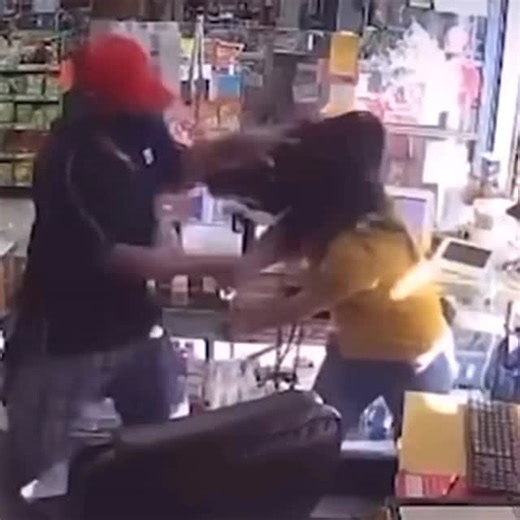 Burton Richardson on Instagram: "I love a happy ending. 😊 #burtonrichardson #knifedefense #jkdunlimited #JKDU #JKD #JeetKuneDo #MMAForTheStreet #Silat #BattlefieldKali #KalisIlustrisimo #bjjforthestreet #BJJ #selfdefense #martialarts #pressuretesteverything"