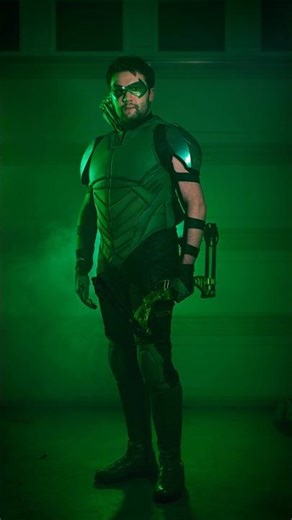 Comic Green Arrow cosplay suit-up! #greenarrow #cosplay #dccomics