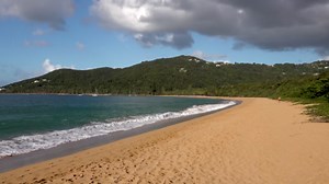 Guadalupe: Una escapada caribeña con paisajes increíbles [Lugares increíbles en 4K]