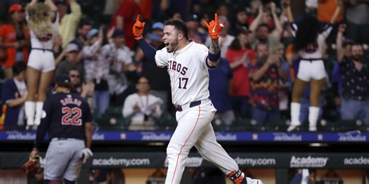 To the victors! Astros win 3rd straight on Caratini's walk-off HR