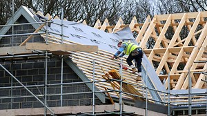 Housebuilding slump drags construction sector into decline