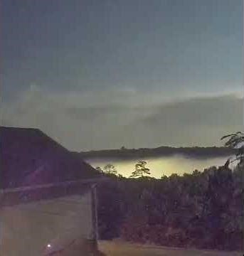 Unexplainable glow sped up! #aliens