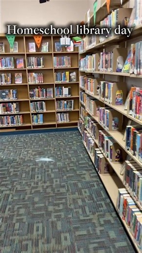 #homeschoolfamily #reading #comewithus #library #family