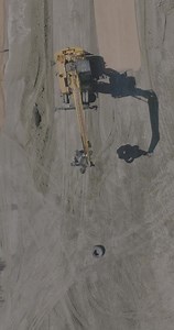 Send it Lukas! 🦾 Here's a quick demo of the MH3024 Material Handler fitted with the GSV529 Orange Peel Grapple. It's perfect for a wide range of materials such as shredded scrap, long structural beams, car bodies and sold waste such as tires - as shown here! 😎 #meetthefleet #dirtlife #heavymachinery #eventvenue #catequipment #heavyequipmentlife #wasteandrecycling #materialhandlers #heavyequipmentoperator #operatorlife #customerexperience #brandexperience #caterpillarmalaga #letsdothework #cate