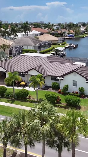 😍😍😍 #clausen #marcoisland #marcoislandfl #marcoislandrealestate #marcoislandrentals #marcoislandhomes #marcoislandliving #marcoislandlife #marcoislandvacation #marcoislandflorida #marcobeach #marcoislandcondos #naplesfl #naplesflorida #southwestflorida #swflrealestate #swflrentals #luxurymarcoisland #luxuryrentalsmarcoisland #waterfronthomes #boatersdream #coastalliving #vacationrental #vacationhomerental #marcoislandlisting #marcoislandproperty #islandlife #gulffront #gulfofmexico #discoverm