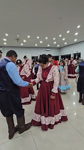 Apresentação do Grupo de Danças da Apae São Pedro Do Sul neste sábado (3), na Feijoada Solidária da Apae realizada na AABB. O evento é promovido anualmente desde o ano de 2014 pelo Portal de Notícias Gazeta Hoje em parceria com o grupo de trilheiros Trilha & Cia. | Gazeta Hoje