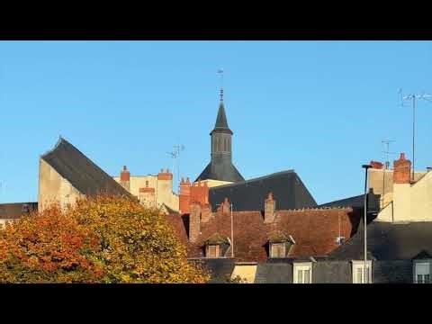 Découvrir Nevers sous les couleurs d’automne : nature, Loire et émotions