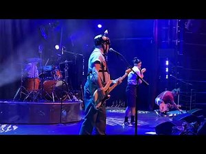 The Spazmatics- Everybody Wants to Rule The World (Tears for Fears)