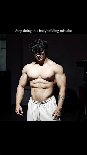Idiotic Muscle Building Mistake (AVOID THIS)