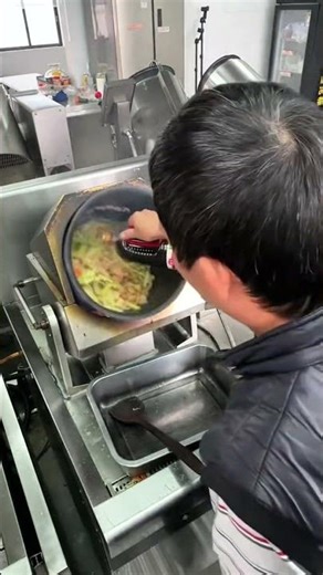 CZC Intelligent robot cooking machine, gas and electric induction models available
