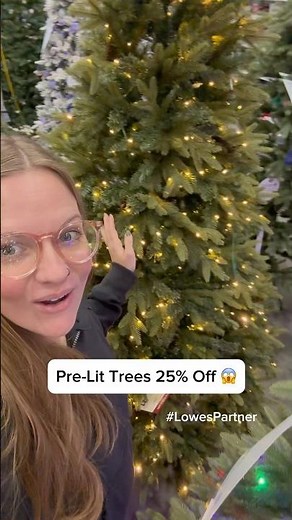 Early Black Friday at Lowe’s Pre-Lit Christmas Trees on Sale Now