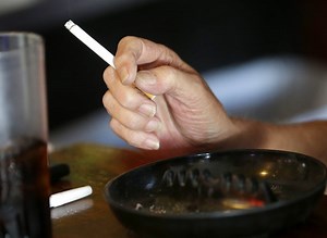 Pennsylvania lawmakers advance bill banning smoking, e-cigs from bars, casinos